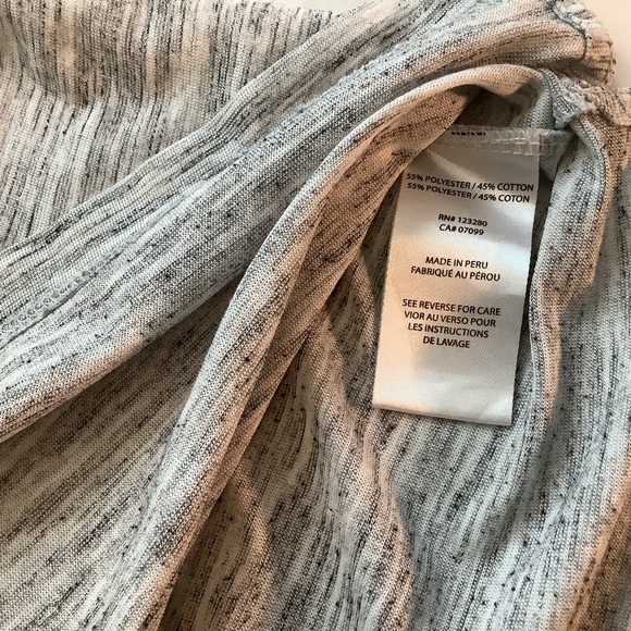 Travis Mathew Flying Tortilla Short Sleeve Medium Golf Polo Heather Gray White - Picture 6 of 16